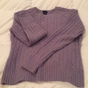 GAP women’s crew neck sweater